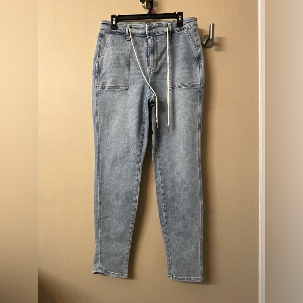Judy Blue Jeans High Waist Pull On Jogger Denim JB88691 LT Stretch 11/30